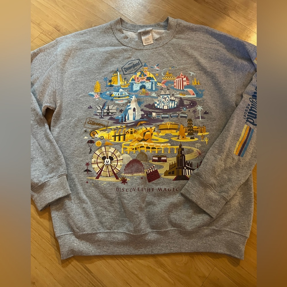 Disneyland crewneck sweatshirt